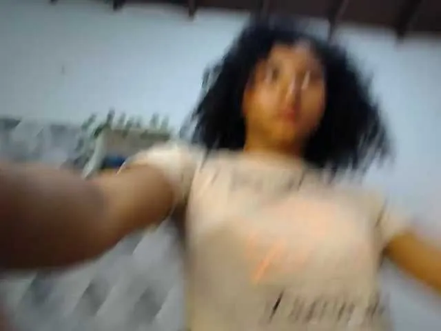 Live sex webcam photo for salomewilliams #290938431