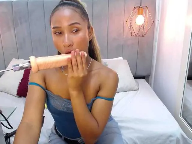 Live sex webcam photo for salomewilliams #291207662