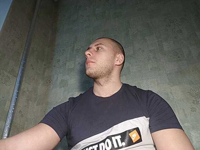 Live sex webcam photo for salos7777 #290494664