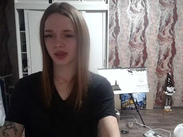 Live sex webcam photo for samanta55555 #290434131