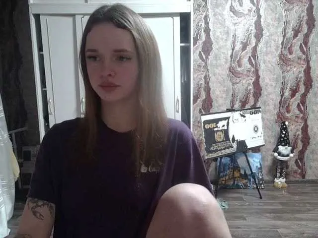 Live sex webcam photo for samanta55555 #290467453