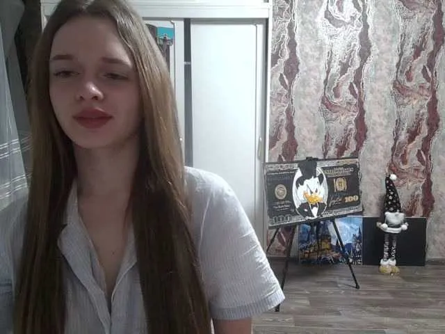 Live sex webcam photo for samanta55555 #290671264