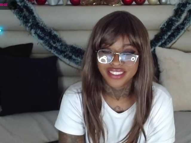 Live sex webcam photo for samantaafox #271838645