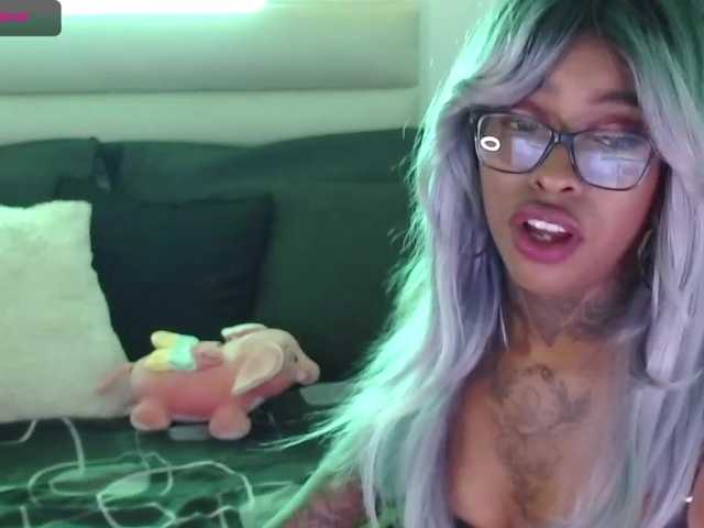 Live sex webcam photo for samantaafox #272974444