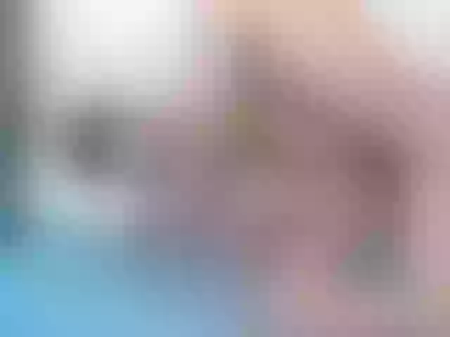 Live sex webcam photo for samantha-18 #273557863
