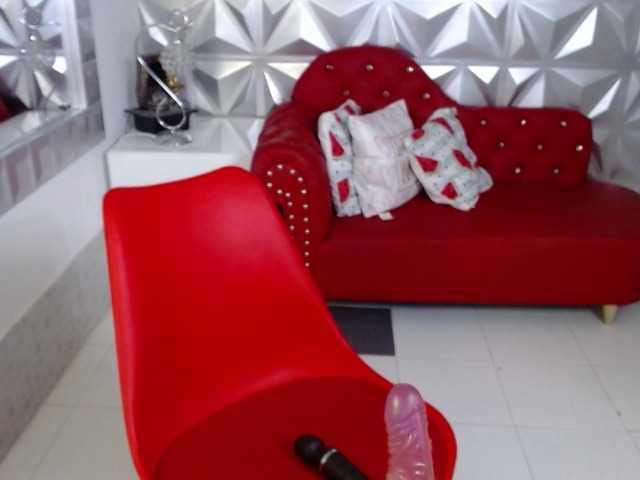 Live sex webcam photo for samantha-BBW #272096120