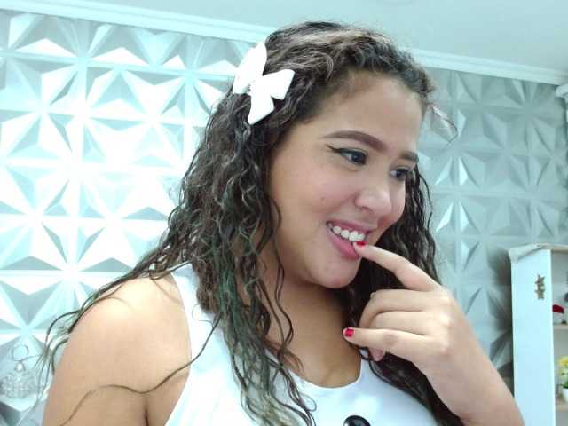 Live sex webcam photo for samantha-BBW #272539807