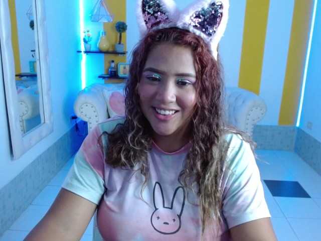 Live sex webcam photo for samantha-BBW #273664786