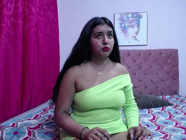 Live sex webcam photo for samantha-cast #272323963