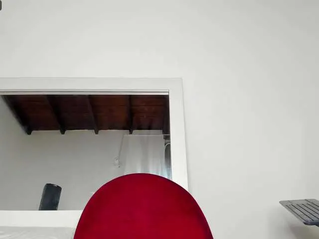 Live sex webcam photo for SamanthaFerrer #275984149