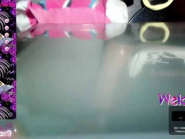 Live sex webcam photo for samanthafox-1 #274171288