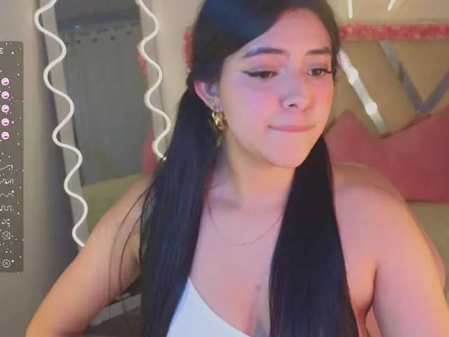 Live sex webcam photo for samara-tay #278125337