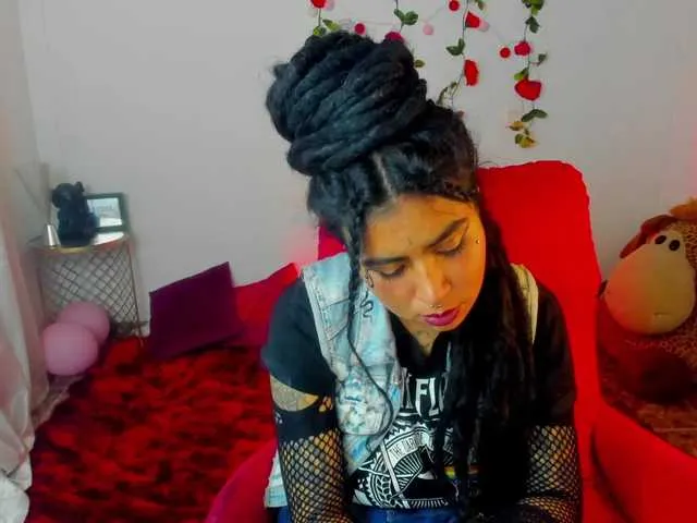 Live sex webcam photo for samarasabath #274245894