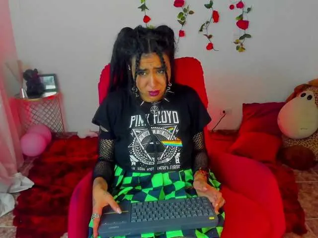 Live sex webcam photo for samarasabath #274256202