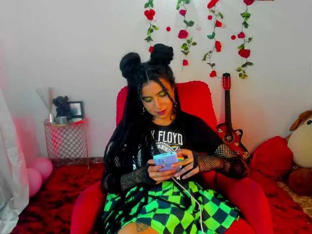 Live sex webcam photo for samarasabath #274267420