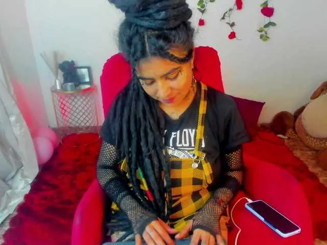 Live sex webcam photo for samarasabath #274278955