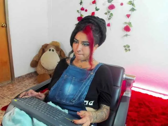 Live sex webcam photo for samarasabath #274530640