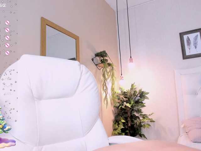 Live sex webcam photo for sammy-jonesx #276950723