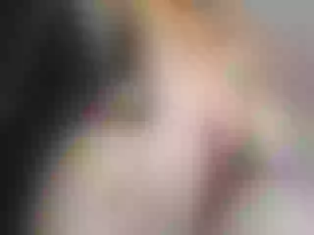 Live sex webcam photo for samyspresleys #276496228