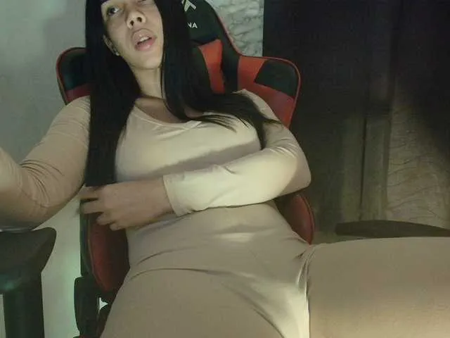Live sex webcam photo for samyspresleys #293536163
