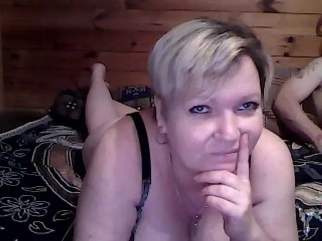 Live sex webcam photo for sandra788725 #272283175