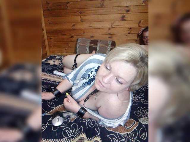 Live sex webcam photo for sandra788725 #277245957