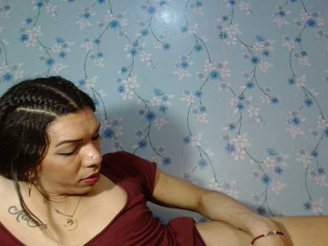 Live sex webcam photo for sandrafernandaxxx #276689725