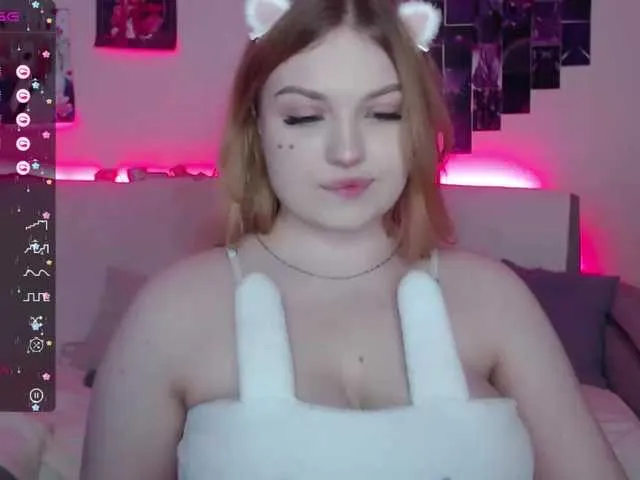 Live sex webcam photo for sandy-say #276571448