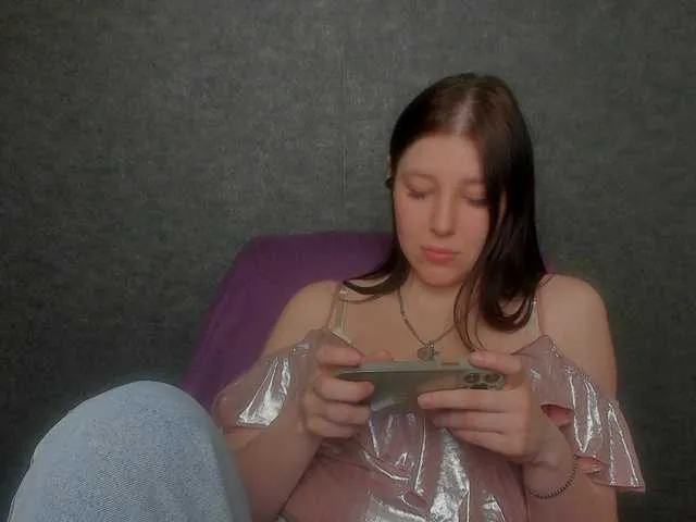 Live sex webcam photo for sannyflower #290335178