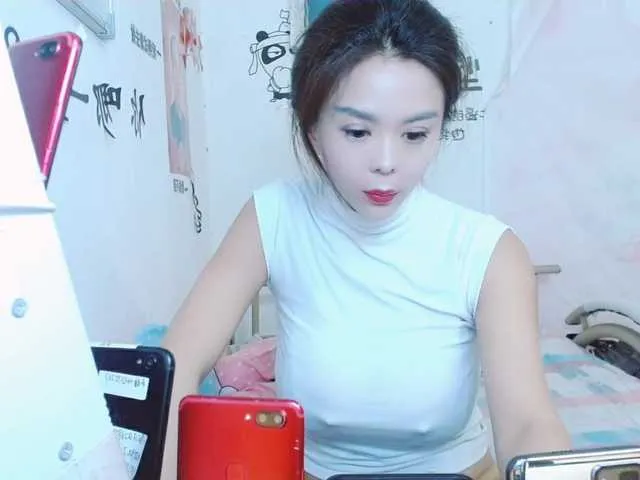 Live sex webcam photo for sanshun1 #272806495