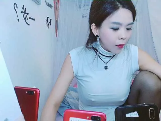 Live sex webcam photo for sanshun1 #273734812