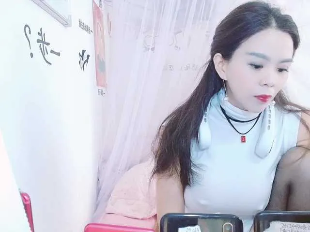Live sex webcam photo for sanshun1 #274026087