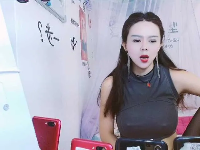 Live sex webcam photo for sanshun1 #274252933