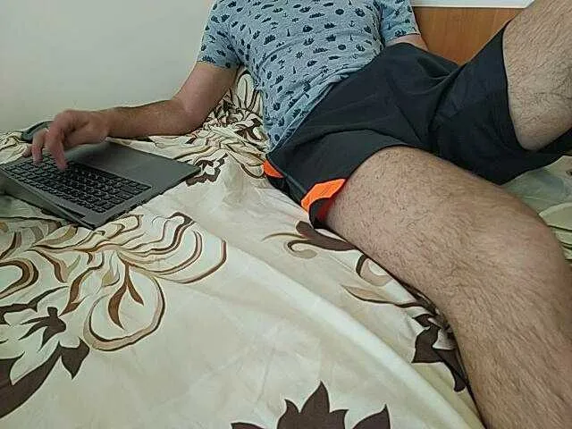 Live sex webcam photo for saob17 #273343952