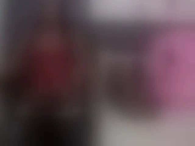 Live sex webcam photo for sara-greyx #293242206