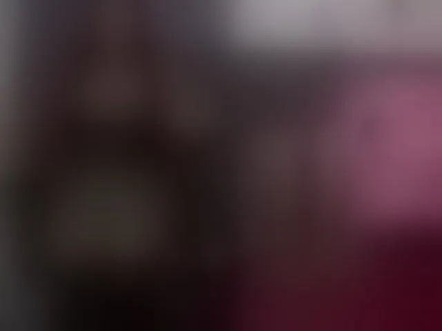 Live sex webcam photo for sara-greyx #293802897