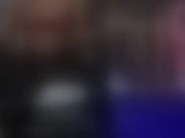 Live sex webcam photo for sara-greyx #293824994