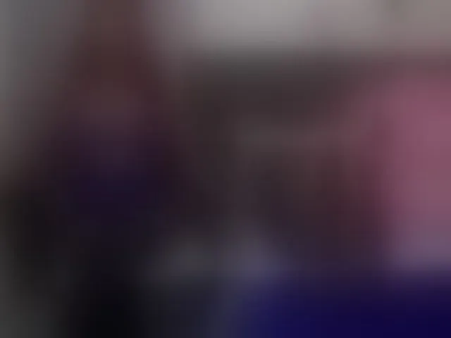 Live sex webcam photo for sara-greyx #293838945