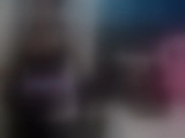 Live sex webcam photo for sara-greyx #293937453