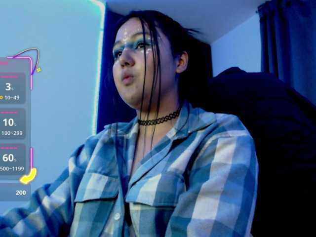 Live sex webcam photo for sara-sof #291890884