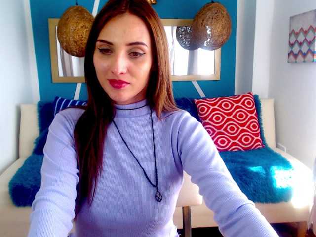 Live sex webcam photo for saraah-amour #273505591