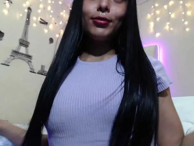 Live sex webcam photo for saracardona19 #273292031