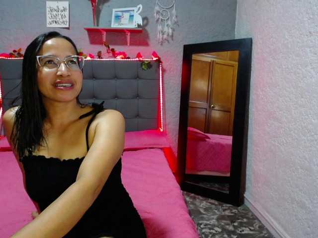 Live sex webcam photo for saragarcia53 #276229712