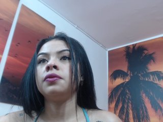 Live sex webcam photo for Sarah-Brown #155086977