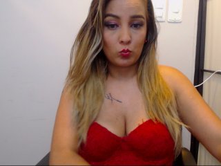 Live sex webcam photo for sarah-evans #123496598