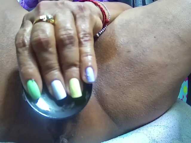 Live sex webcam photo for sarah-hot #272026868