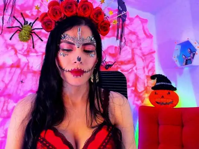 Live sex webcam photo for sarah-perez #276610894