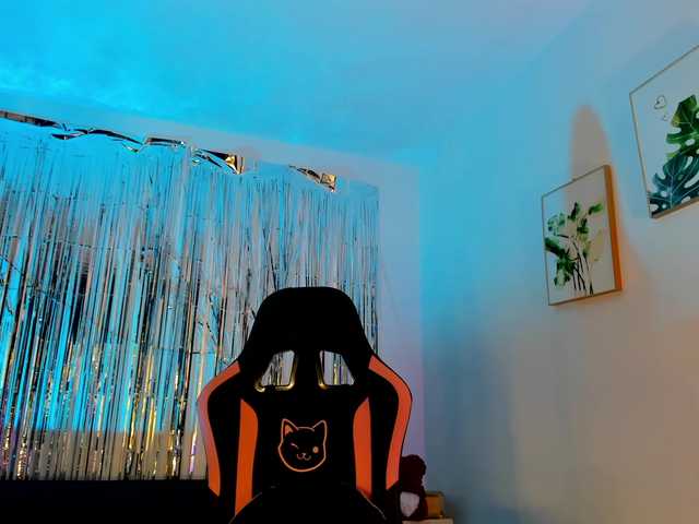 Live sex webcam photo for sarah-perez #290592449