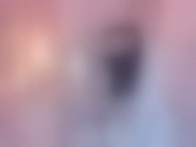 Live sex webcam photo for sarah-stonne #293030411