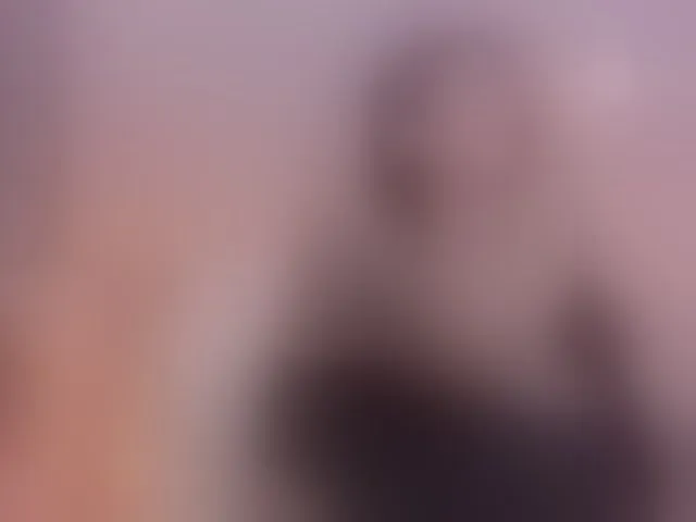 Live sex webcam photo for sarah-stonne #293120763